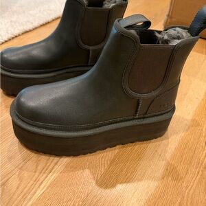 UGG Army Green Chunky Platform Winter Boots